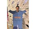 PM Modi, Sonia Gandhi, Tendulkar's shout out to Team India!