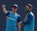 World Cup: Australia, Pakistan need to regain batting, bowling mojo