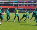 Pakistan cricket team overwhelmed by Indian fans' love