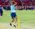 Is Ashish Nehra Ready To Bowl For GT?