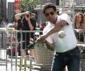 Sachin Swaps Cricket For Baseball