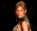 First look: Gisele Bundchen returns to the catwalk