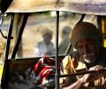 These auto drivers were happy to help!