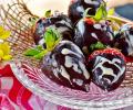 Recipe: Chocolate-Dipped Strawberries