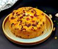 Christmas Recipes: Fruity Cake, Sweet Buns