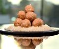 Recipes: Anjeer Rolls, Gulkand Laddus