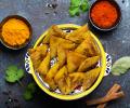 Recipe: Chicken And Noodles Samosa