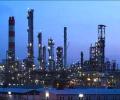 RIL eyes oil refiners in US, Europe