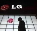 LG plans to recast mobile phone business