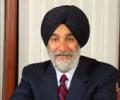 Max founder Analjit Singh gets Golden Peacock Award