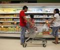 Major grocery retailers' sales rise, losses continue