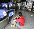 BSNL, MTNL may offer cable TV