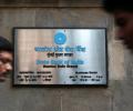 Cabinet okays SBI mega merger with 5 associates