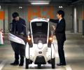 i-Road: Toyota's amazing electric car-cum-motorbike