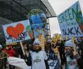 World reacts to new climate accord