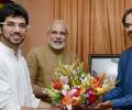 Uddhav calls PM, invites him to swearing-in ceremony