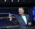 Cisco's Chambers to step down as CEO, Robbins to take over