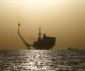 Oil prices dip as Iraq raises exports