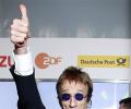 Bee Gees singer Robin Gibb dies after long cancer battle