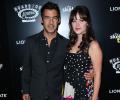 Zooey Deschanel is pregnant!