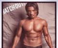 Ali Zafar flaunts his six-pack abs