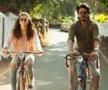 Lessons from Bollywood: How to cycle!