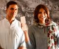 Why Akshay wore pink panties with sanitary pads