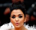 Cannes: Oops, Aishwarya does it again!