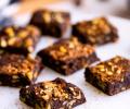 Recipe: No-Bake Vegan Walnut Chocolate Brownie