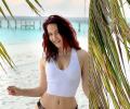 PIX: Elli AvrRam's HOT Maldives vacation