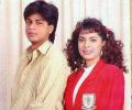 Which film were SRK, Juhi shooting for?