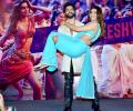 Seen Kriti-Varun's Thumkeshwari Dance?