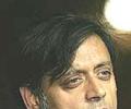 Cattle class row: Tharoor meets Sonia,Pranab