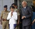 Suu Kyi arrives in India on a week's visit