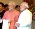 Modi's wax statue unveiled in Mumbai