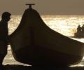 Pakistan apprehends 18 fishermen, 3 boats off Gujarat coast