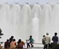 Gujarat gets approval to raise height of Narmada dam