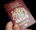 UK parents told to take away passports of girls at terror risk