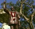 Ahmed Patel dedicates Indulal Yagnik's statue in Ahmedabad