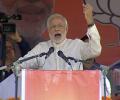 Modi hits back at Nitish; calls grand alliance '3 Idiots'