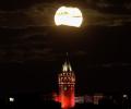 Brightest supermoon since 1948 lights up the skies!