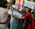 Opposition takes on Modi over note ban outside Parliament too