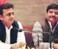 WATCH: Shivpal snatches mike from Akhilesh, calls him a liar