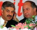 Pak's defence minister frontrunner to replace Nawaz Sharif