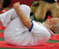 Video: Yoga lessons from Narendra Modi