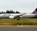 United Airlines bars 2 girls from flying for wearing leggings