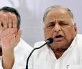 Disagree with Akhilesh, but not forming new party: Mulayam