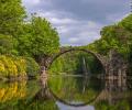 8 of the world's most amazing bridges