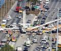 6 killed after pedestrian bridge collapses in Miami