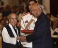 Prez confers Bharat Ratna on Pranab, others